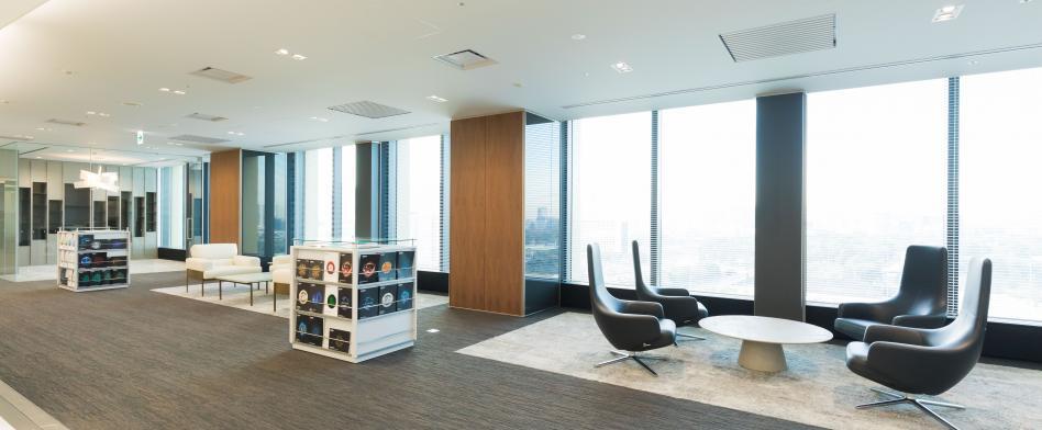 デロイトトーマツ/コンサルティングのヘッダー