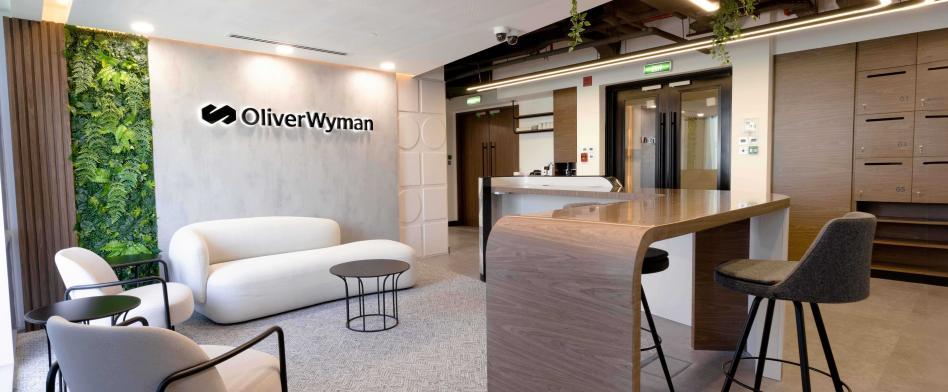 オリバー・ワイマンのヘッダー