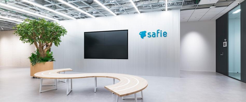 セーフィー(エンジニア)のヘッダー