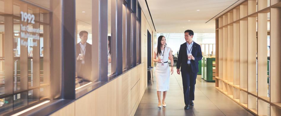 ブルームバーグLPのヘッダー